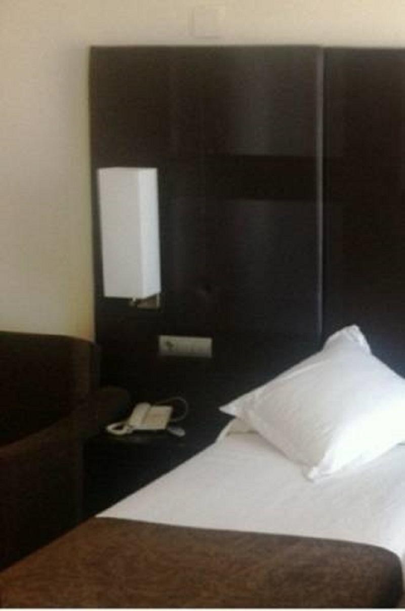 Hotel Diego'S Cambrils Buitenkant foto